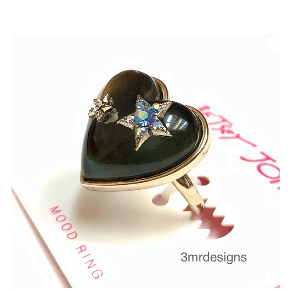 NWT Betsey Johnson💋CELESTIAL STARLET Gold Tone Lucite Stone Heart Mood Ring - Picture 2 of 7